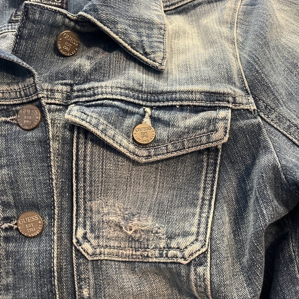 Stylish Guess Fitted Jean Jacket for Women Size XS - Picture 5 of 9